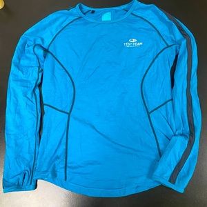 Icebreaker lightweight wool top. Size medium. Turquoise.